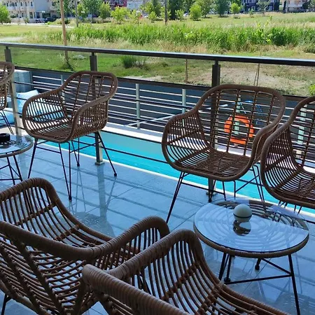 Peloton Hotel Paralia Katerinis