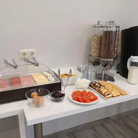 Peloton 3* Paralia Katerinis