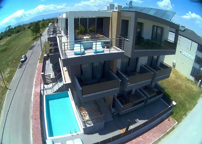 Peloton Hotel 3*