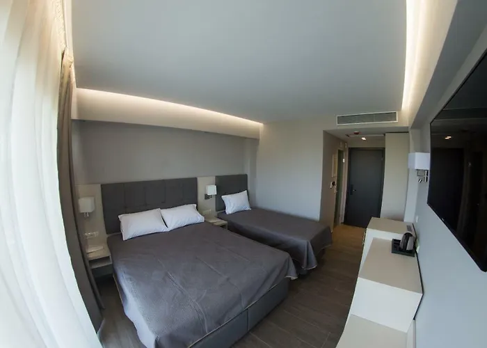 Hotel Peloton 3*