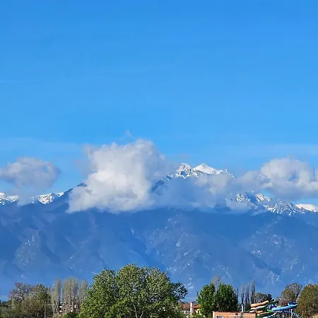 Peloton Otel Paralía