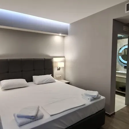 Otel Peloton Paralía