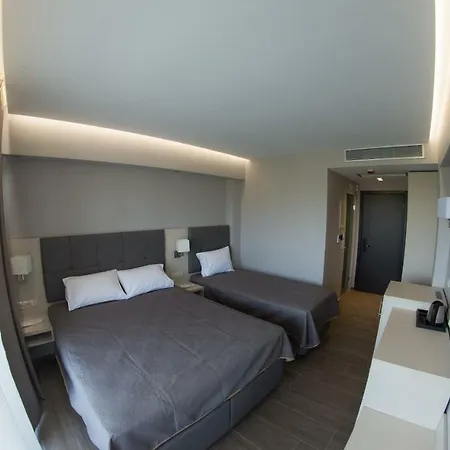 Hotel Peloton 3*