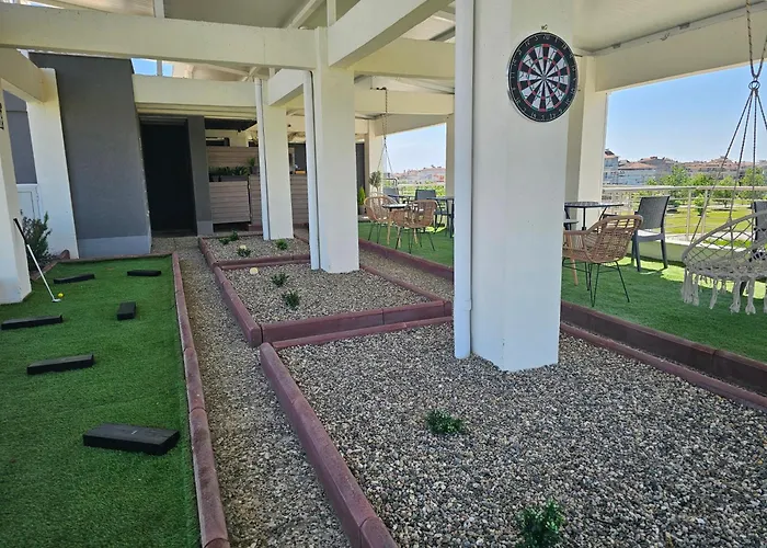 Отель Peloton 3*